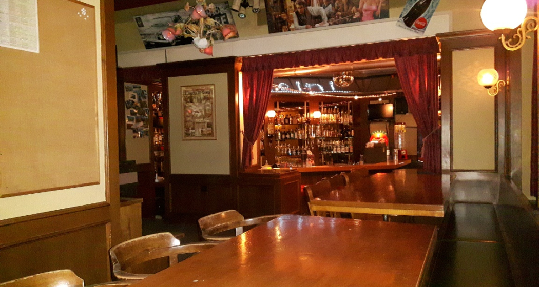 Edelweiss Pub (oua_25150295_image) Edelweiss Pub (oua_25150295_image)